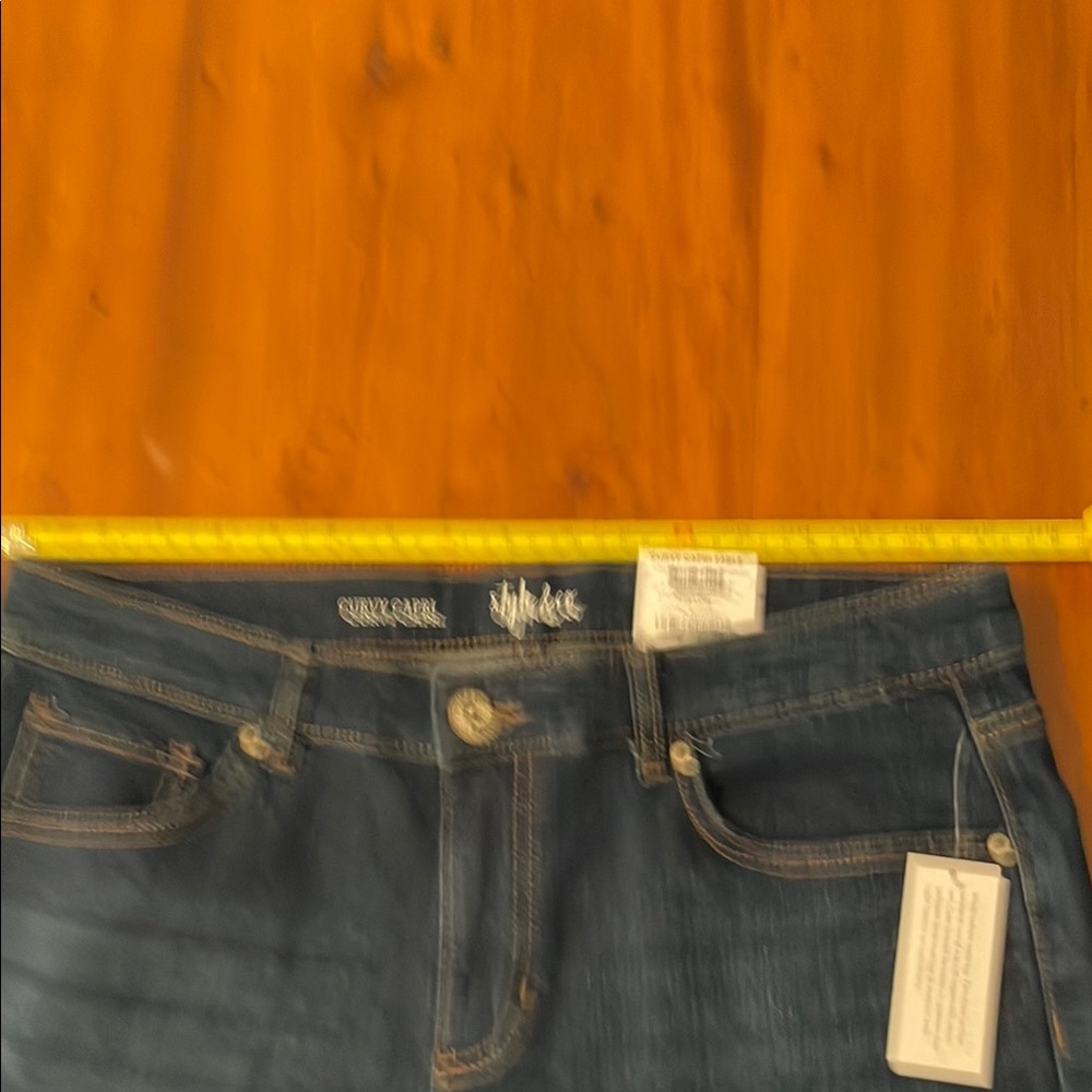 Style & Co. Blue Ankle Cropped Jeans - Picture 5 of 6